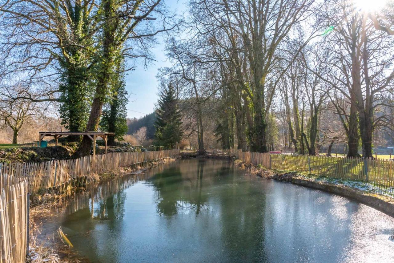 Les Chambres Du Vieux Chateau Abbaye d'Orval Εξωτερικό φωτογραφία